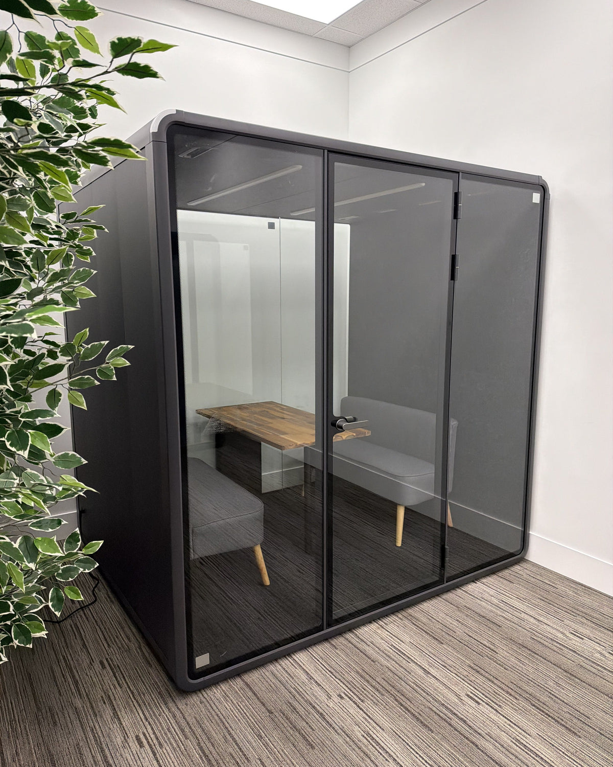 Collaborative Work Booth