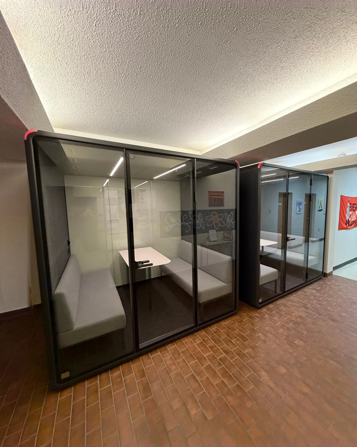 Collaborative Work Booth